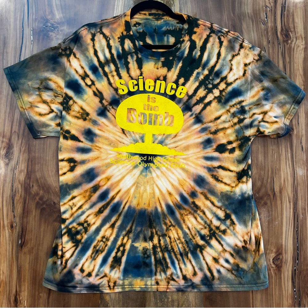 Upcycled t-shirt bleach reverse dye. Size unknown. Best guess Large